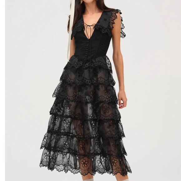 NWT FOR LOVE AND LEMONS DAISY EYELET TIERED BLACK MIDI DRESS SIZE S - Picture 1 of 9